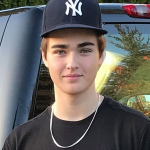 Meet your Posher, Carmen